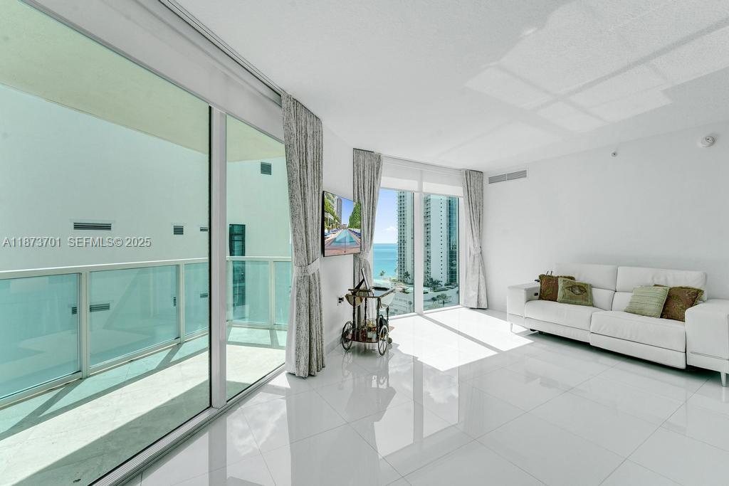 150 Sunny Isles Boulevard