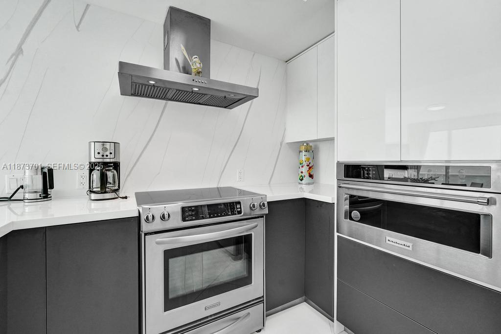 150 Sunny Isles Boulevard