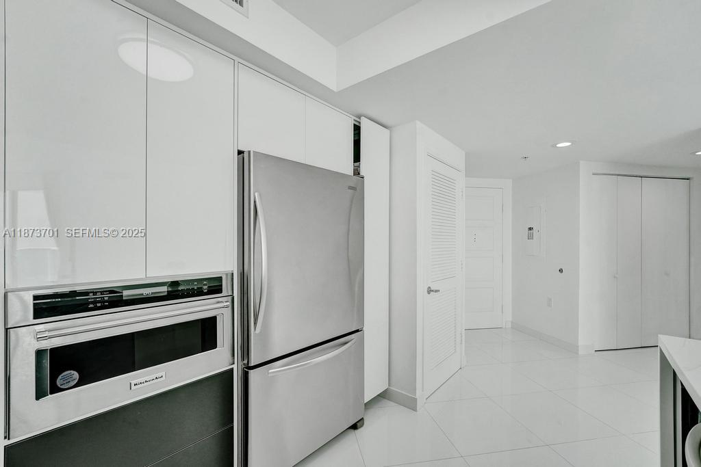150 Sunny Isles Boulevard