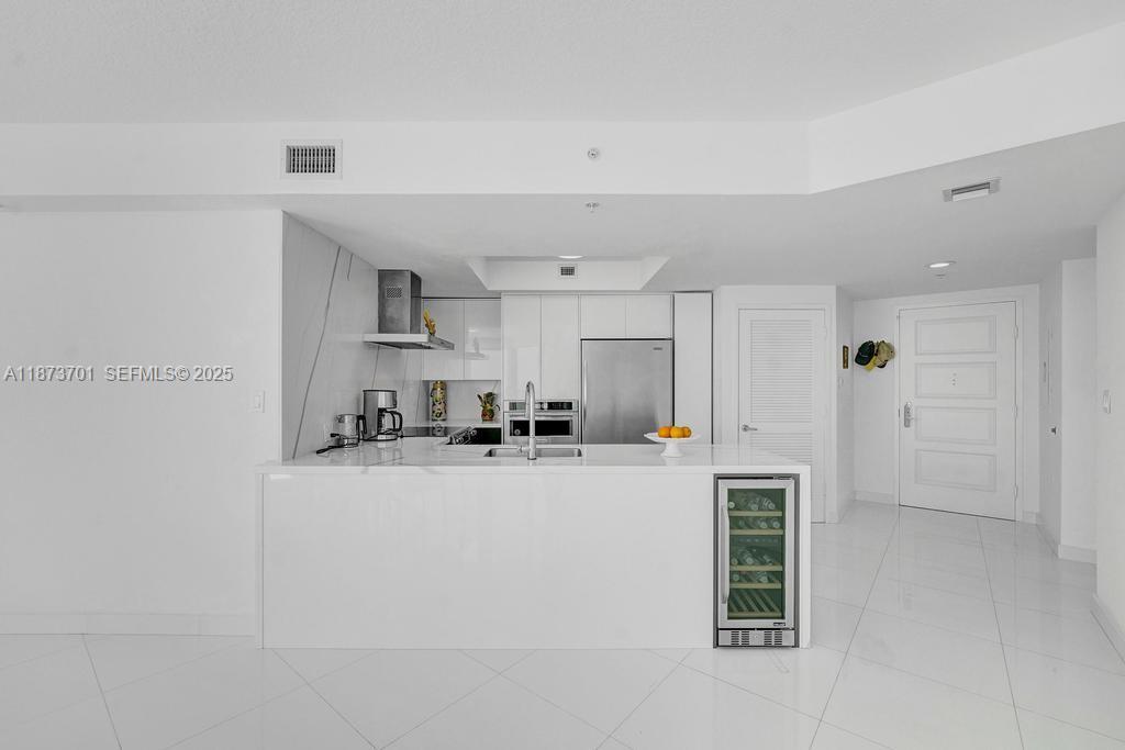 150 Sunny Isles Boulevard