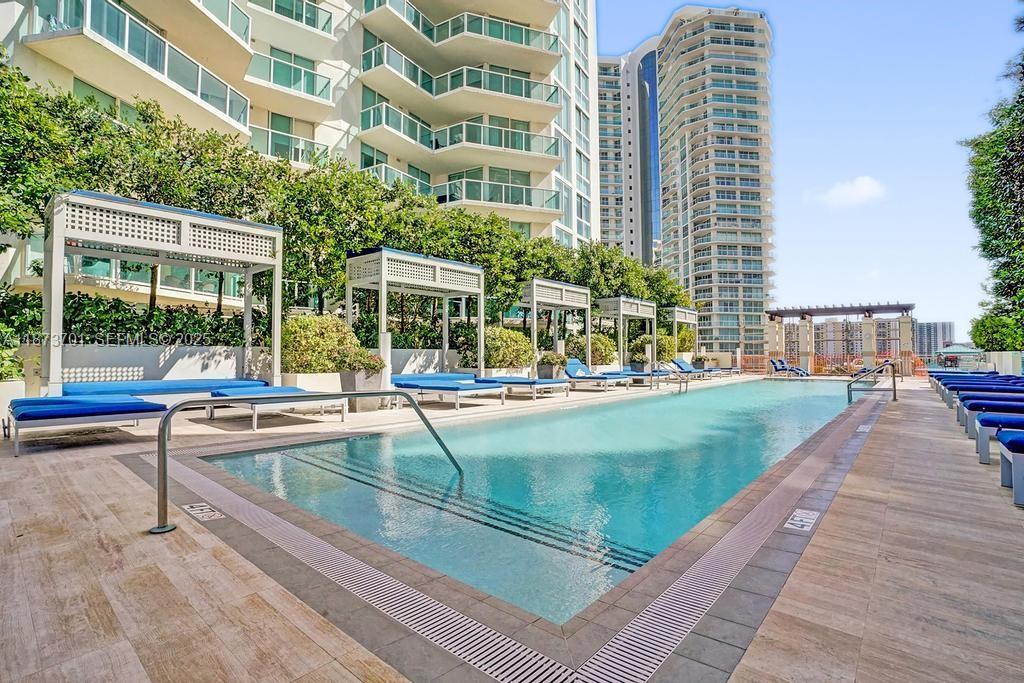 150 Sunny Isles Boulevard