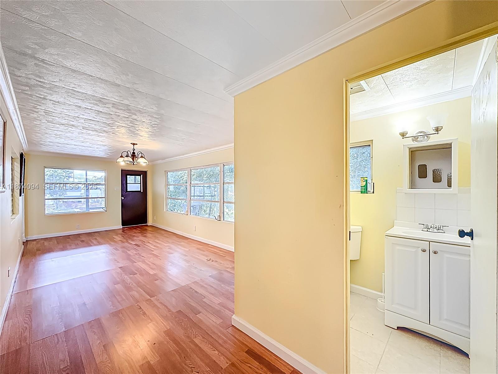 4165 S 88th Court gallery image #13