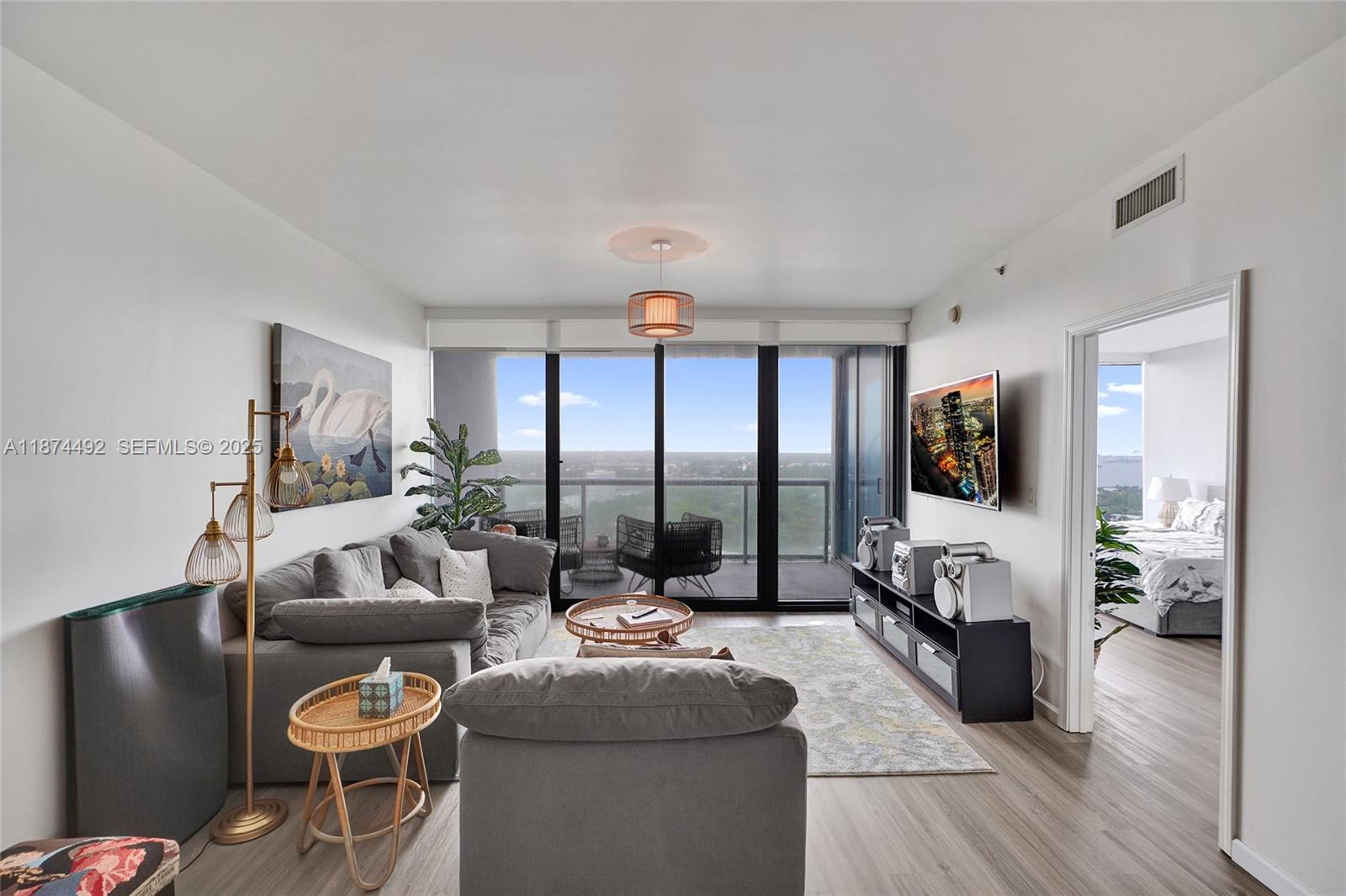 601 NE 36th Street