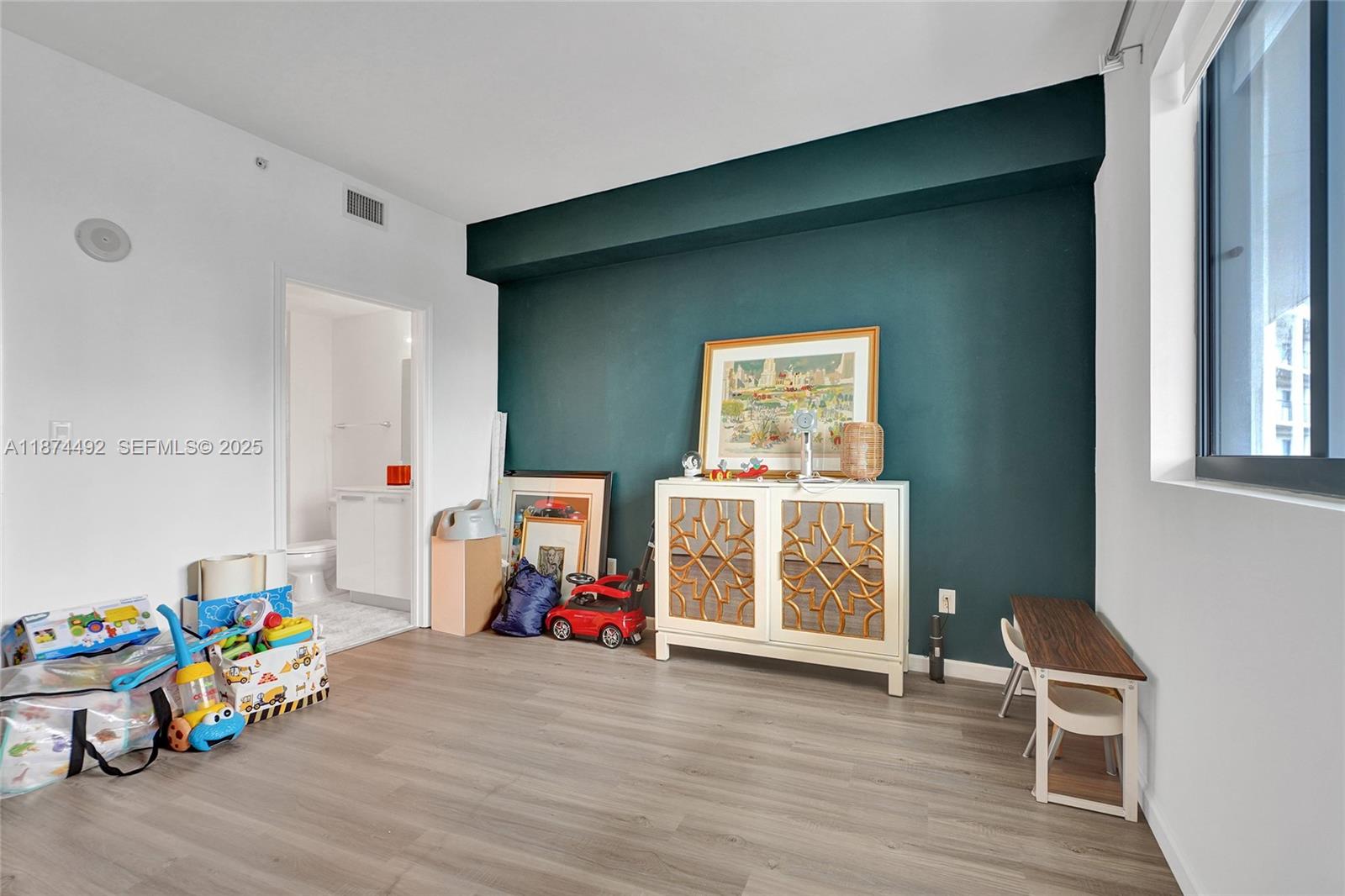 601 NE 36th Street