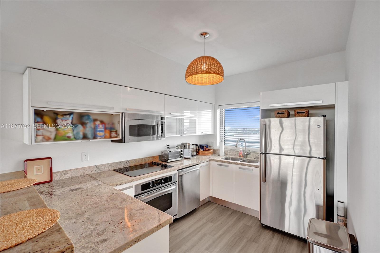 601 NE 36th Street