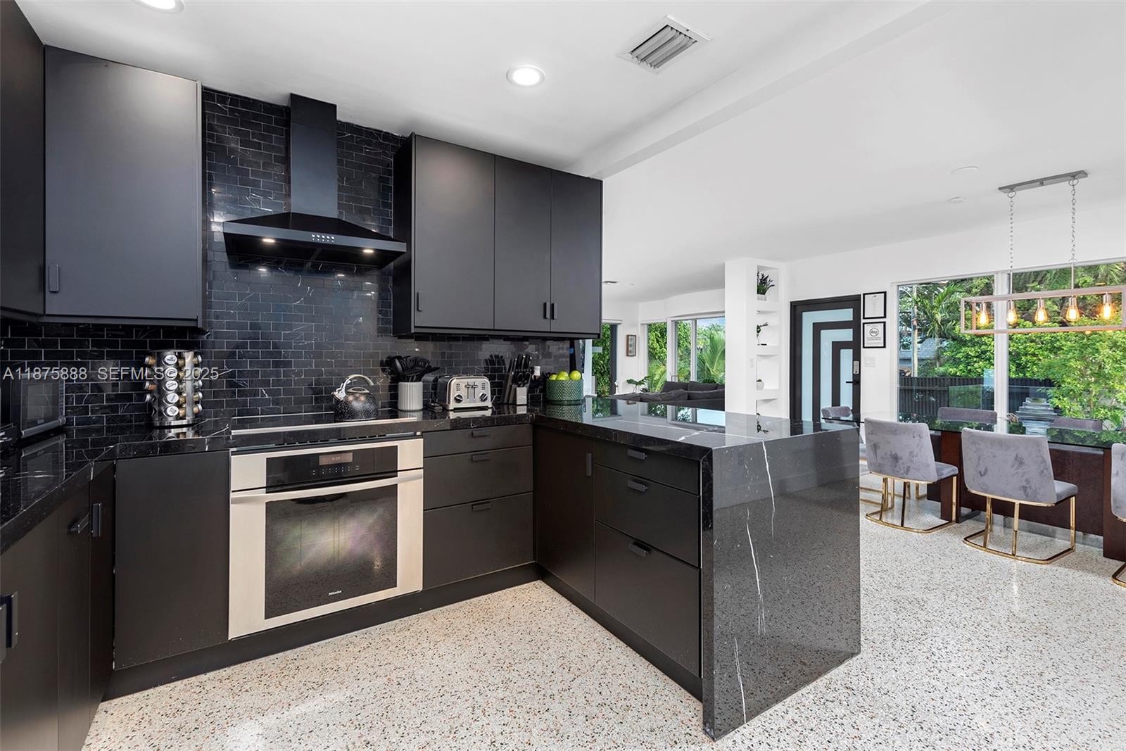 1019 NE 87th Street
