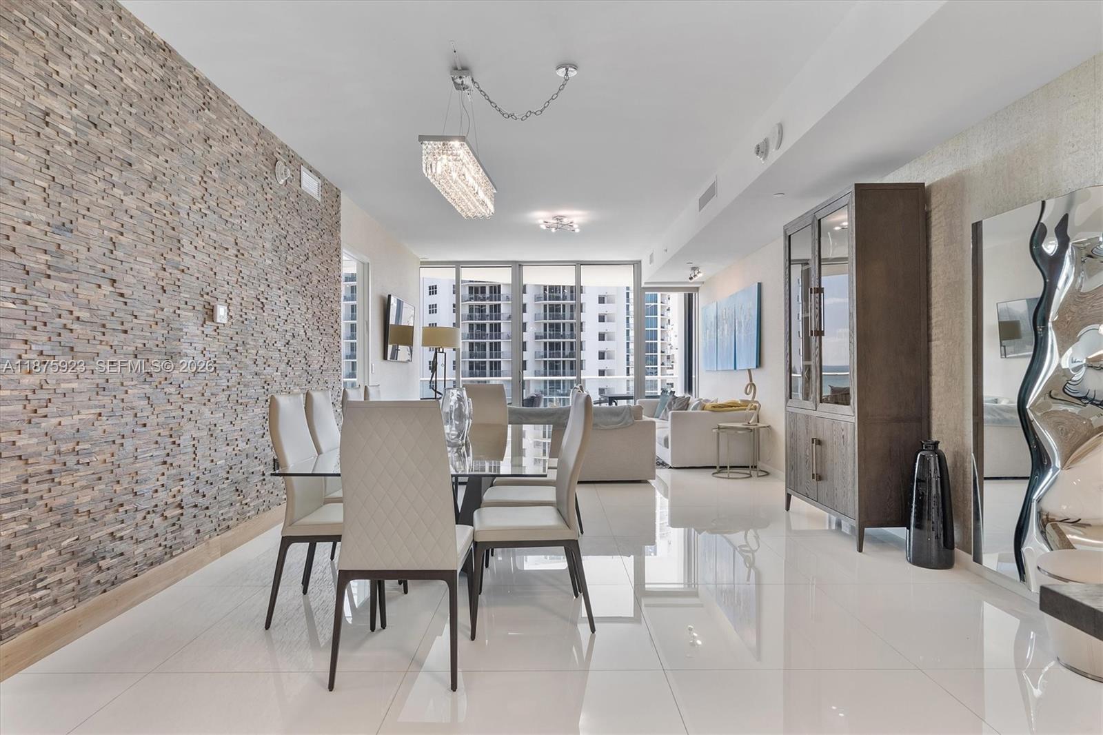 17475 Collins Avenue