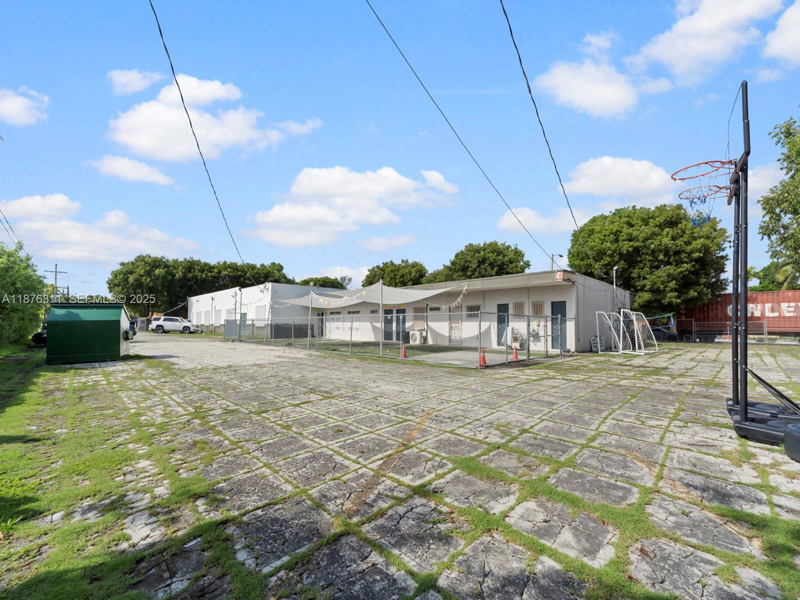 3001 NW 22nd Avenue