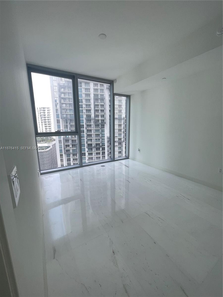 300 Biscayne Blvd Way