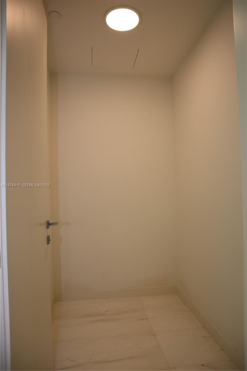 300 Biscayne Blvd Way