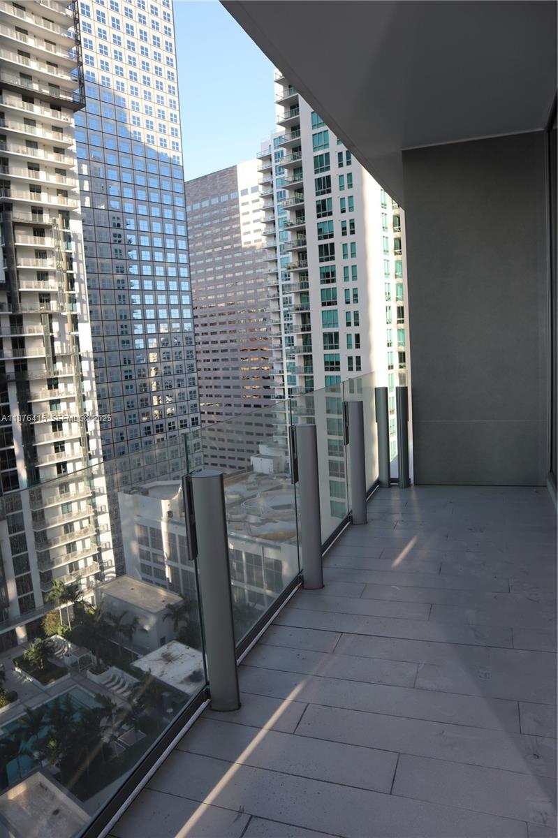 300 Biscayne Blvd Way