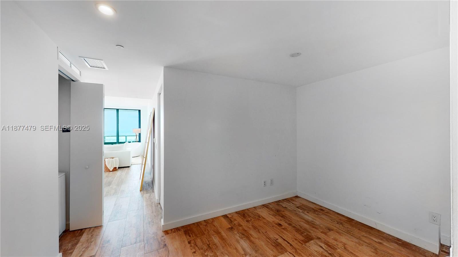 650 NE 32nd Street