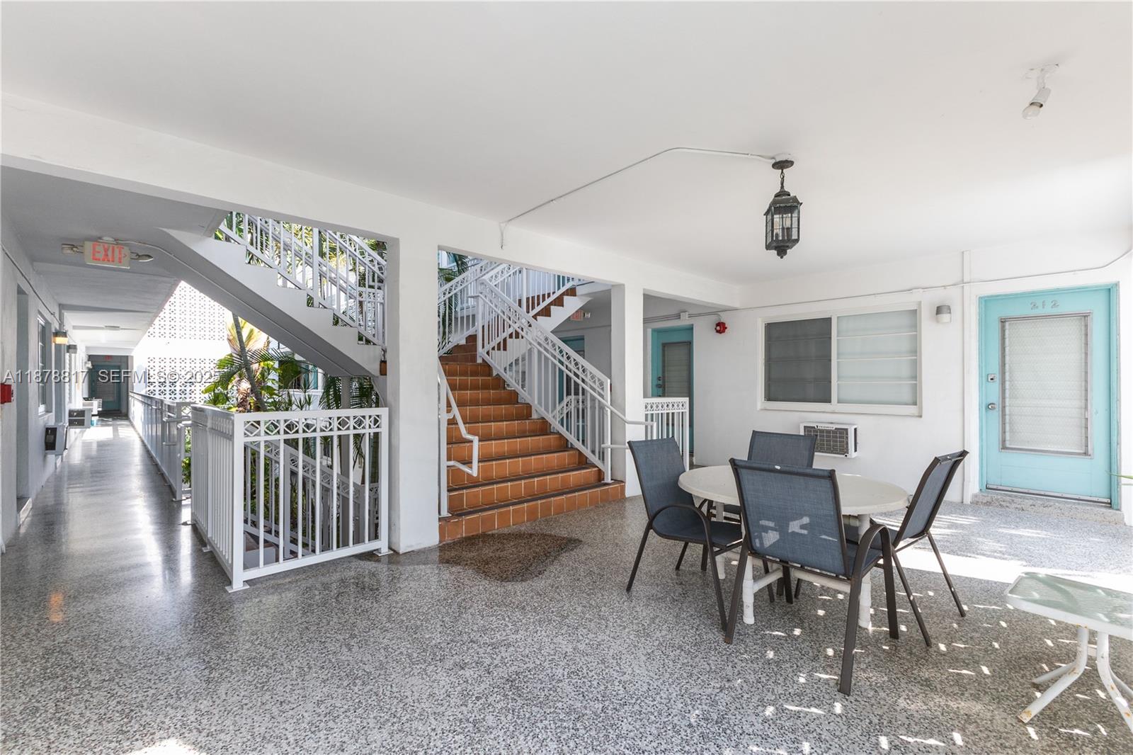 350 Collins Avenue