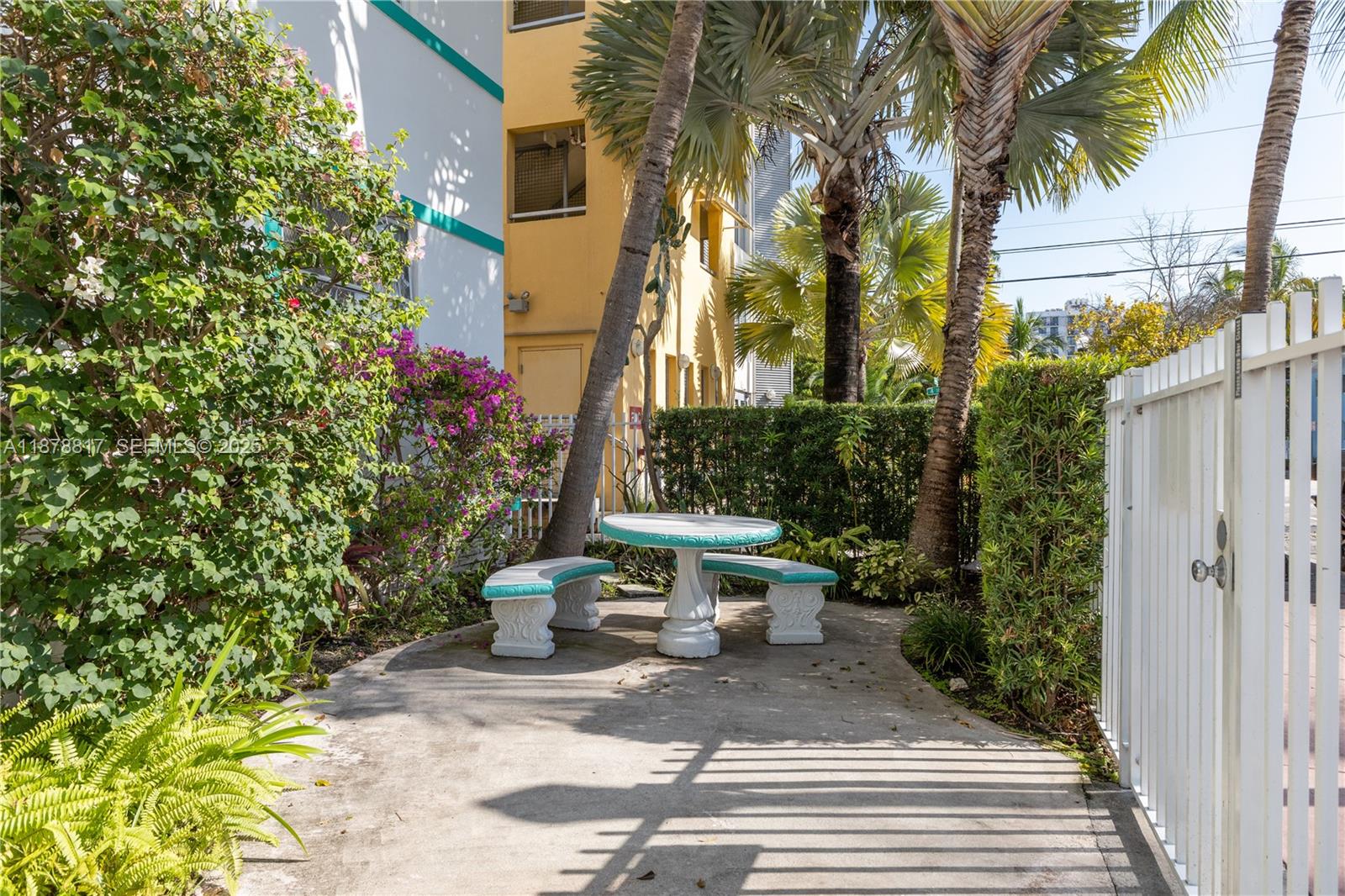 350 Collins Avenue