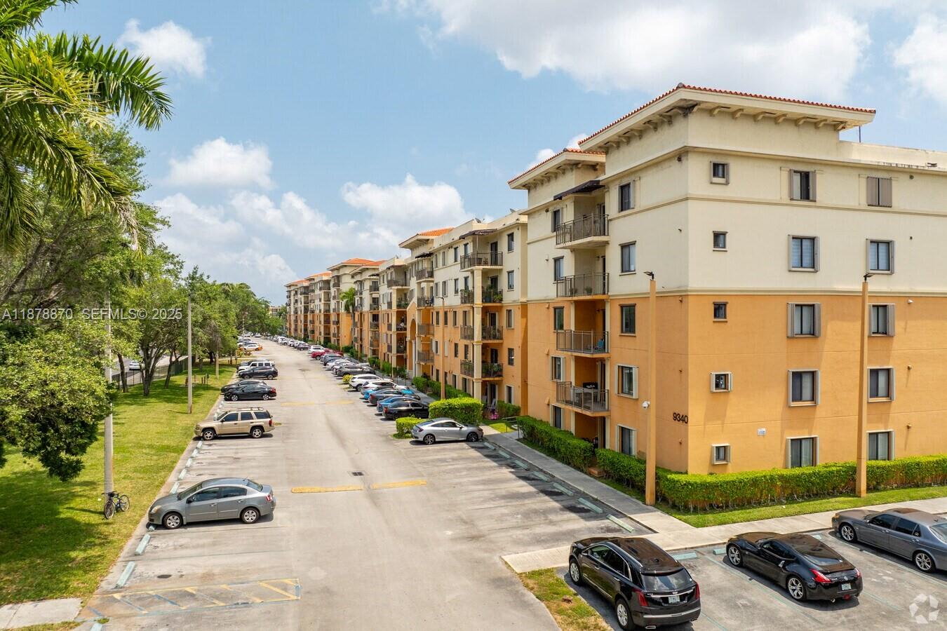 9340 Fontainebleau Boulevard
