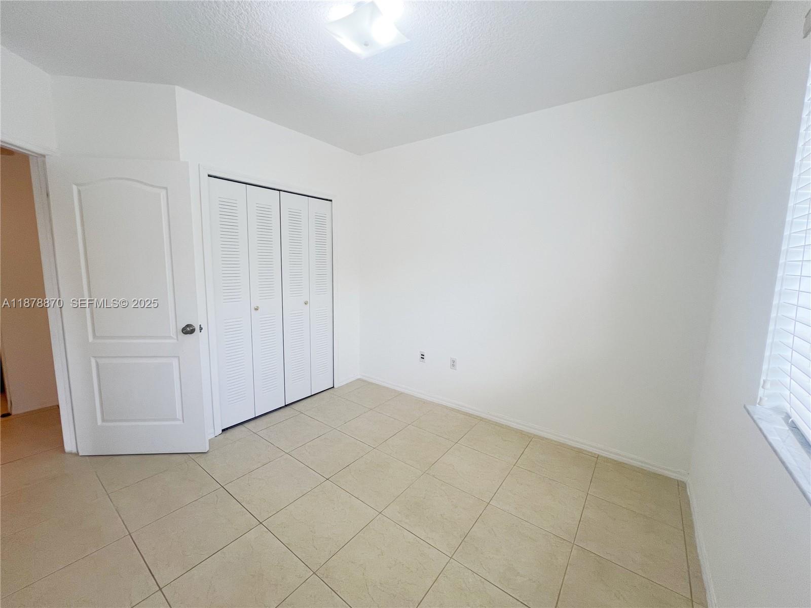 9340 Fontainebleau Boulevard