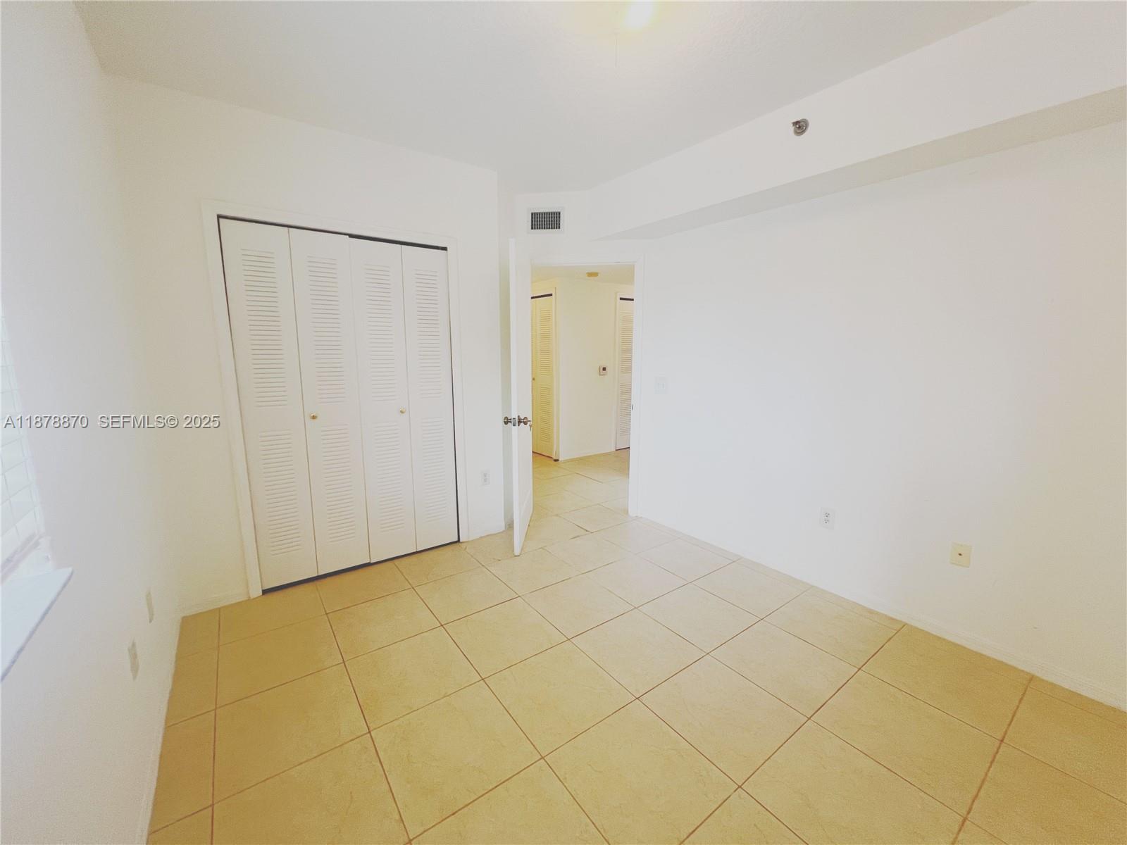 9340 Fontainebleau Boulevard