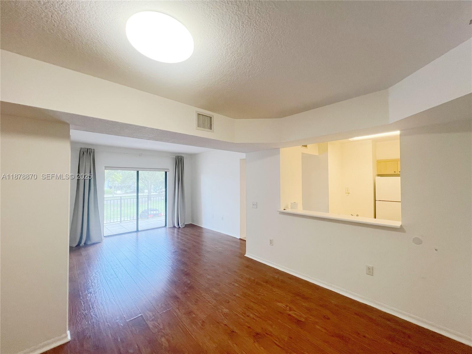 9340 Fontainebleau Boulevard