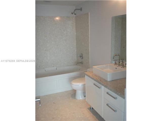 185 SW 7th Street