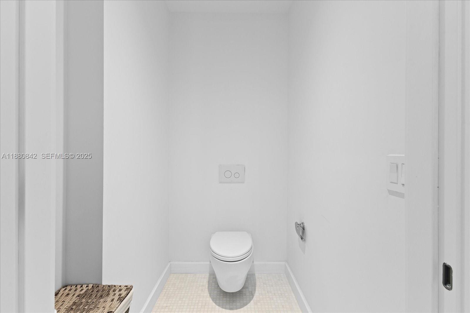 700 NE 26th Terrace