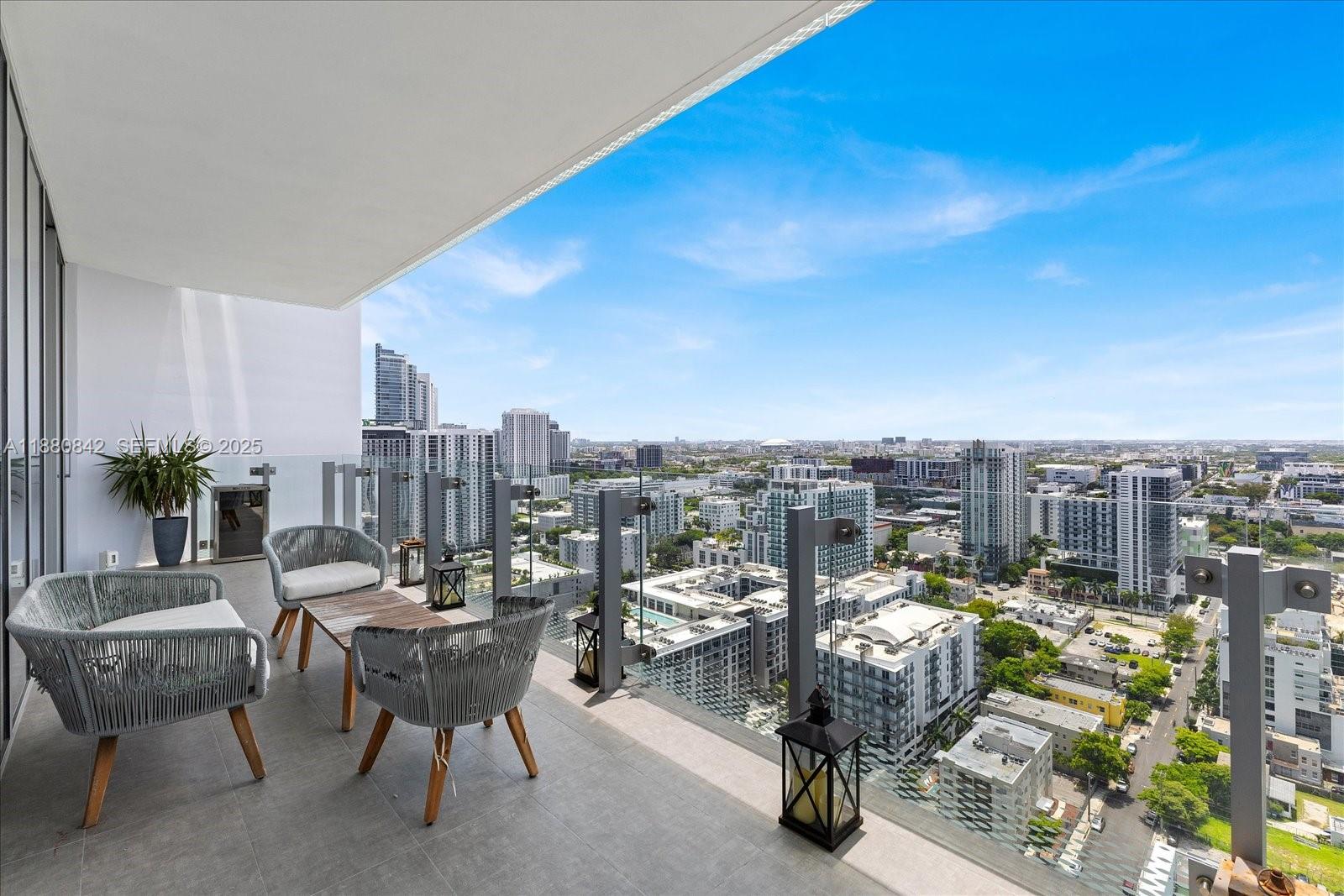 700 NE 26th Terrace