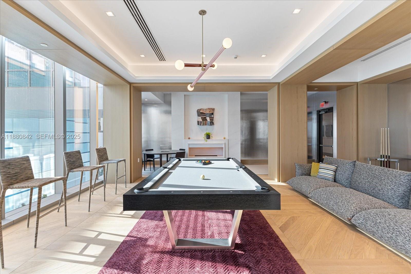 700 NE 26th Terrace