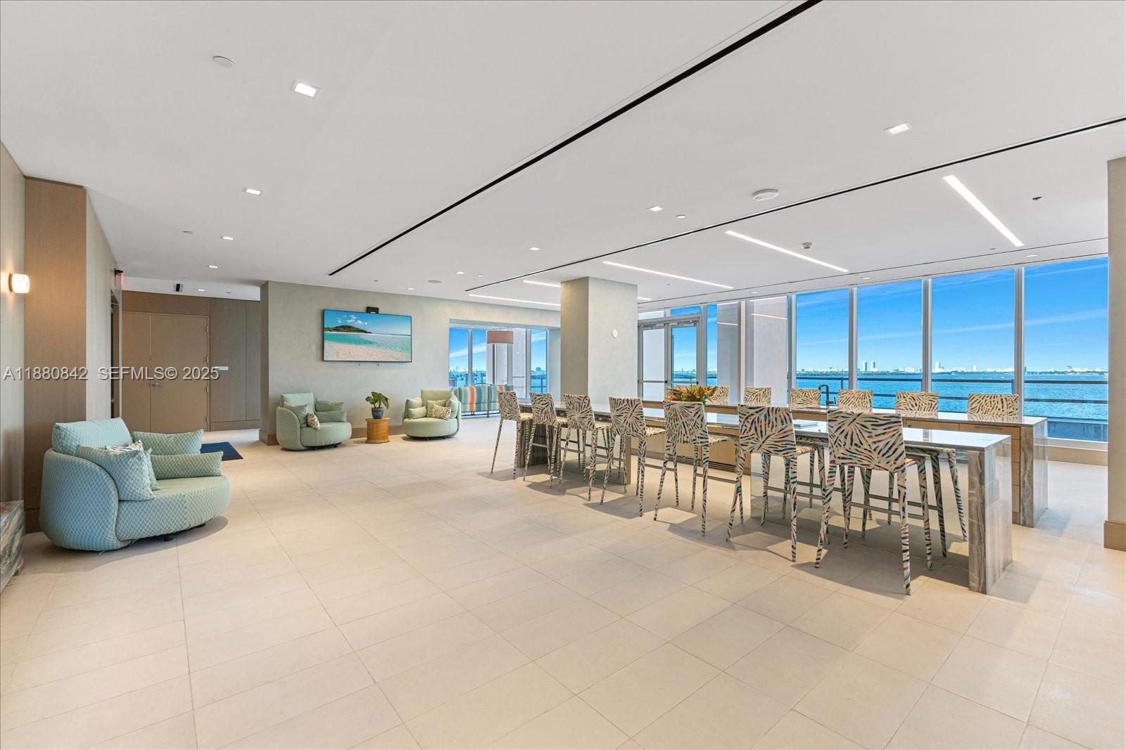 700 NE 26th Terrace