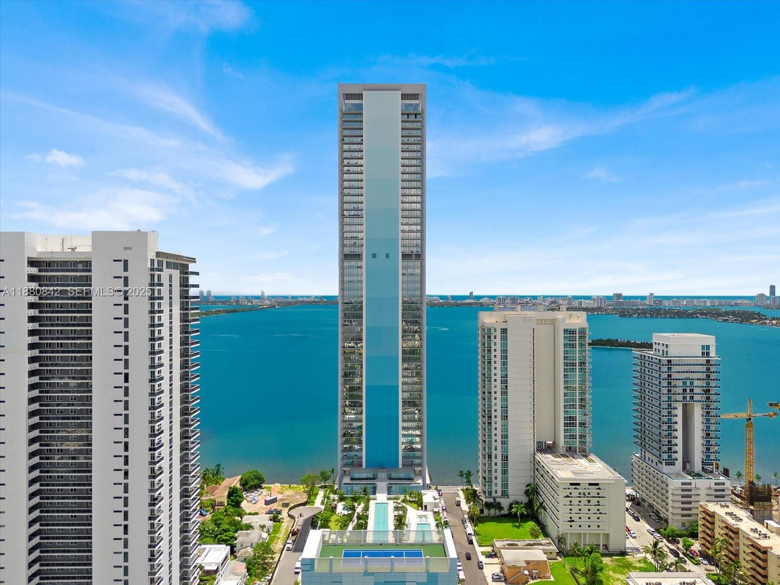 700 NE 26th Terrace