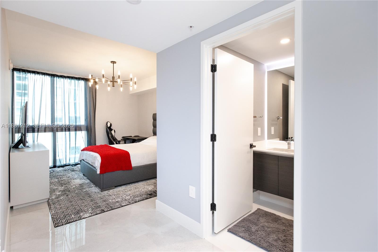 300 Sunny Isles Boulevard
