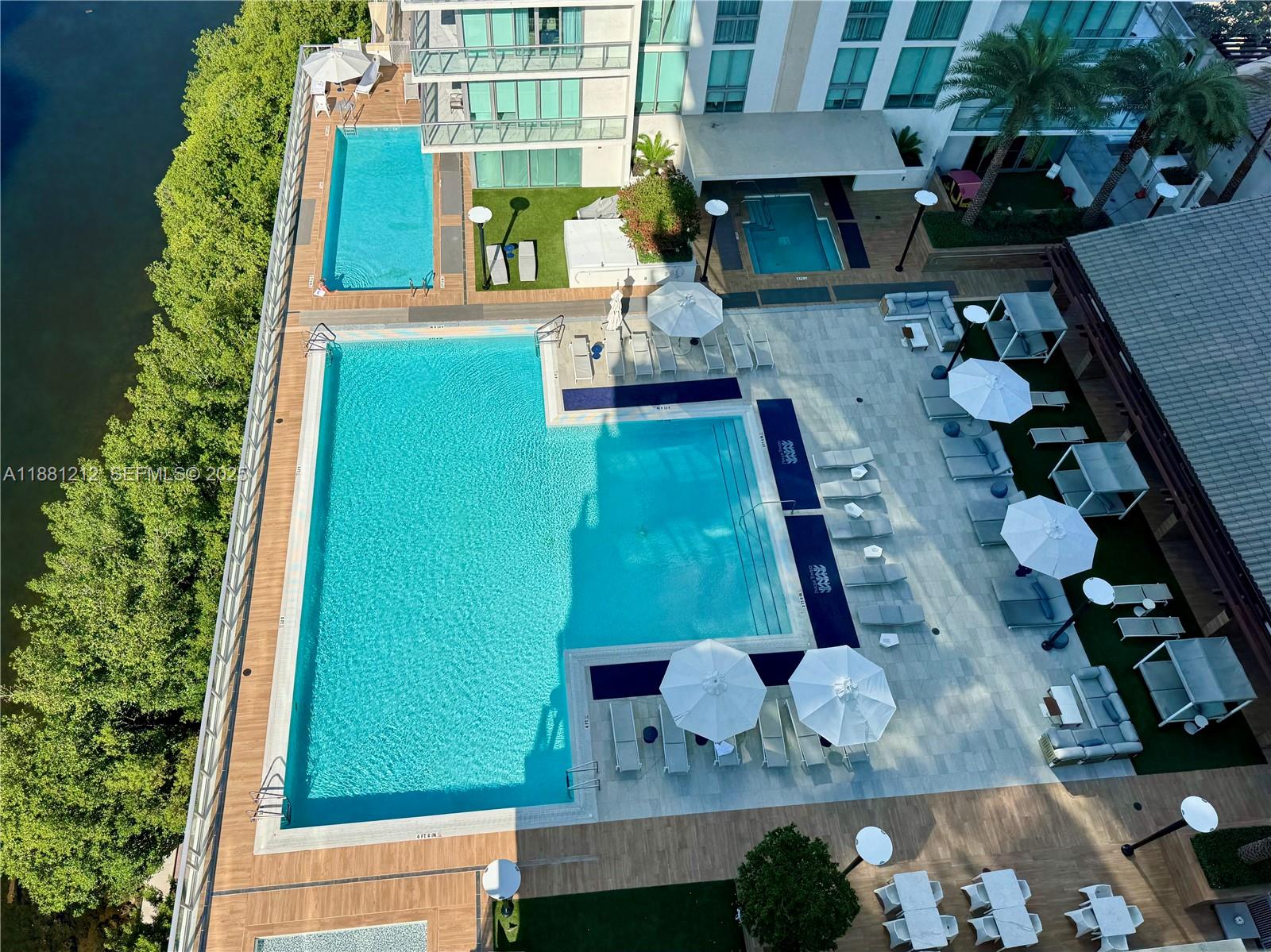 300 Sunny Isles Boulevard