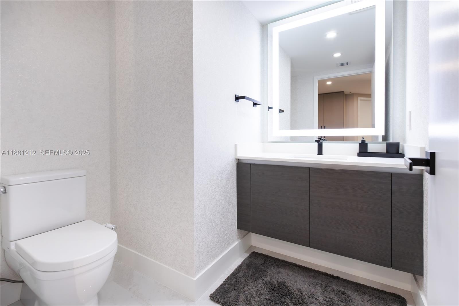 300 Sunny Isles Boulevard
