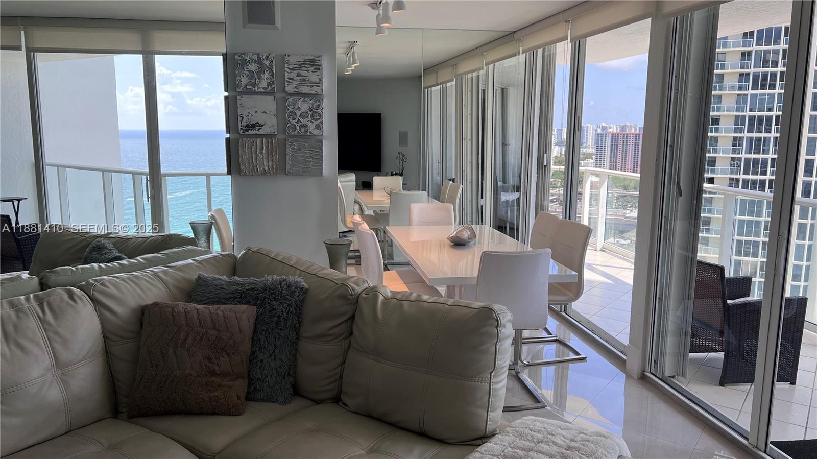 16485 Collins Avenue