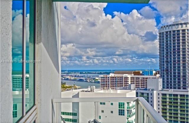 1900 N Bayshore Drive