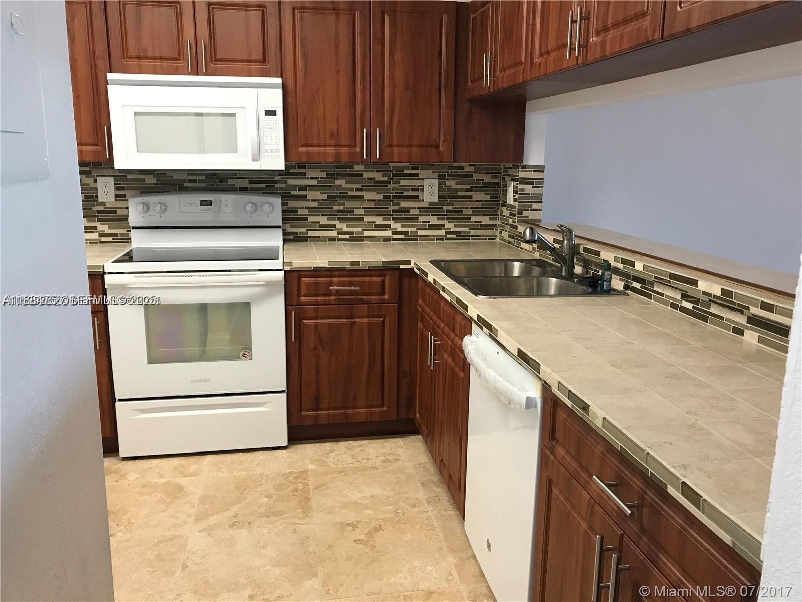 10288 NW 9th St Circle