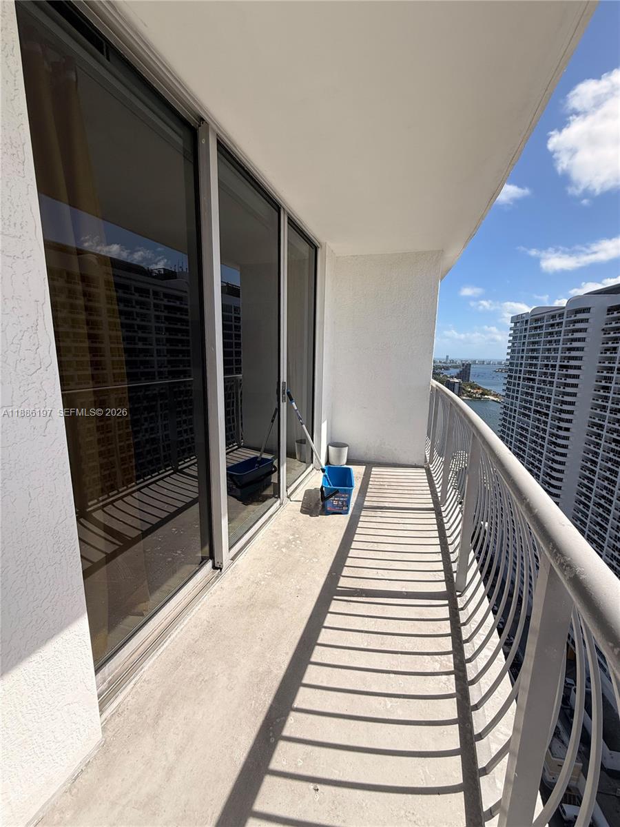 1750 N Bayshore Drive