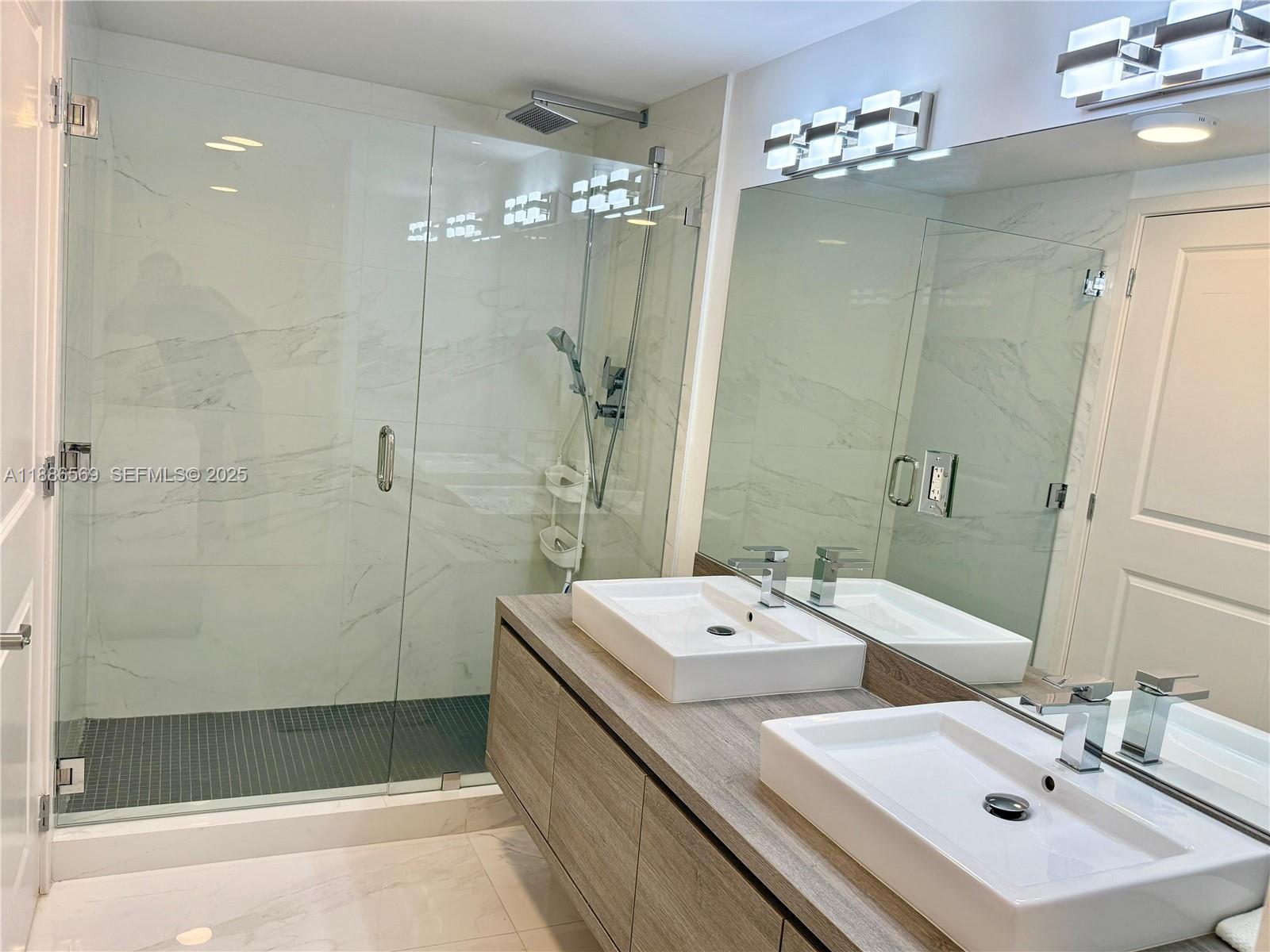400 Sunny Isles Boulevard