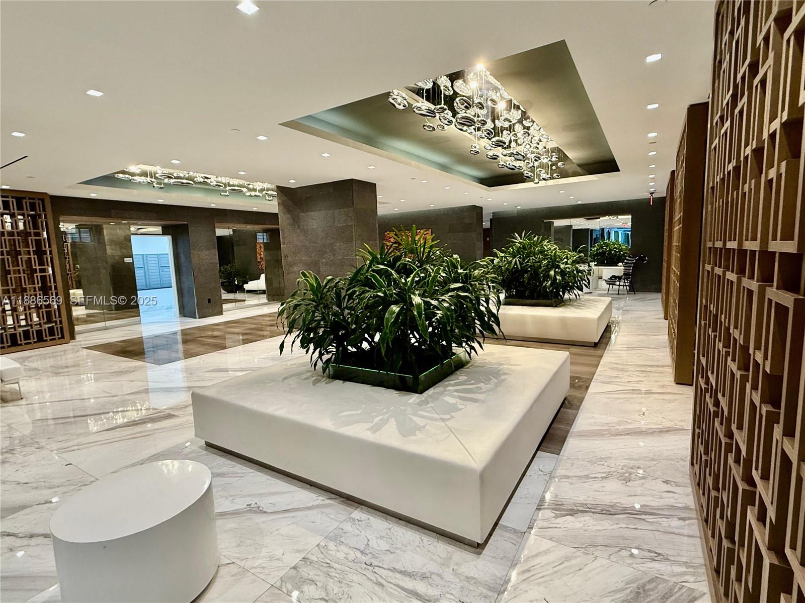 400 Sunny Isles Boulevard