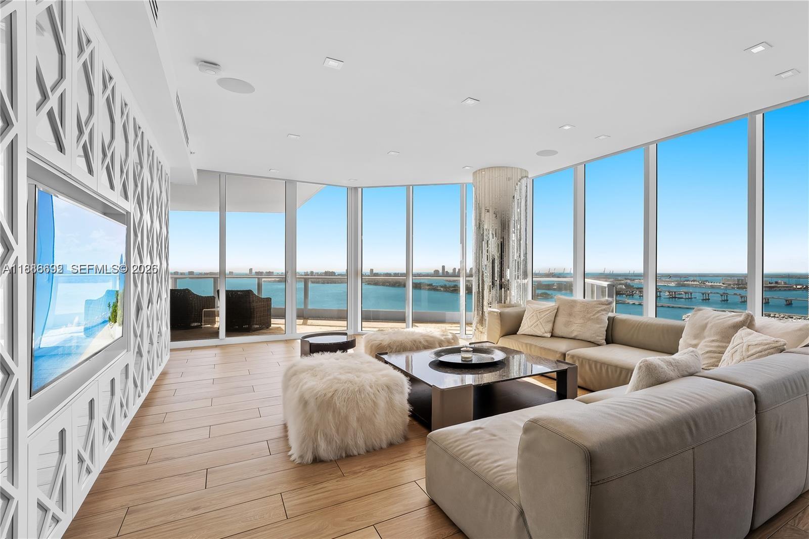 2020 N Bayshore Drive