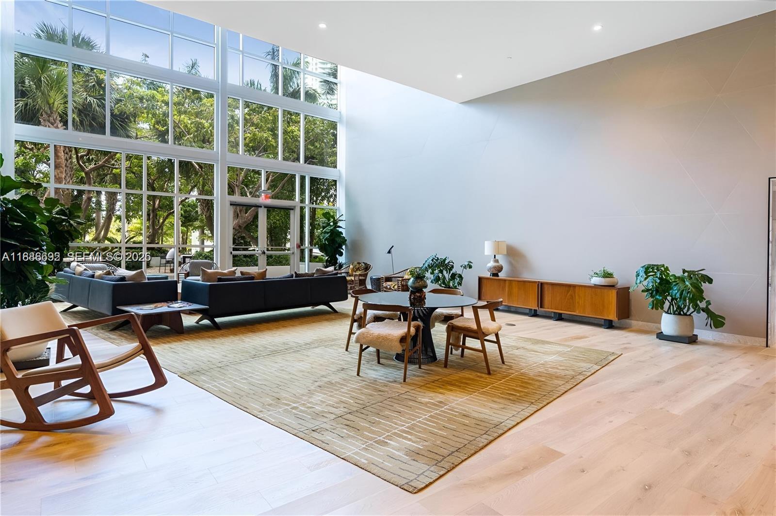 2020 N Bayshore Drive