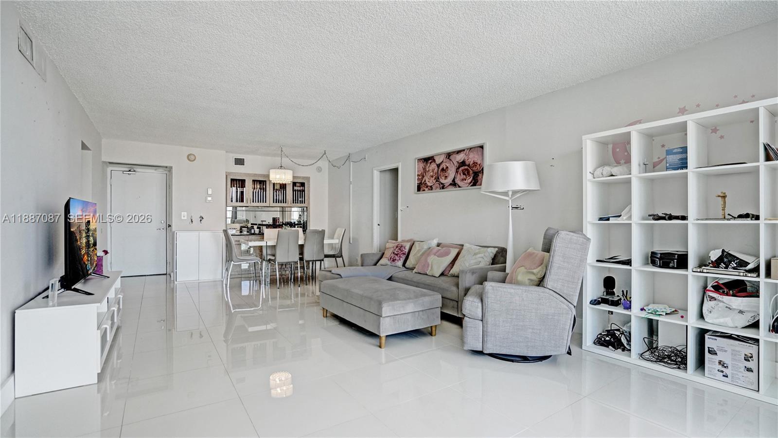 100 Bayview Drive