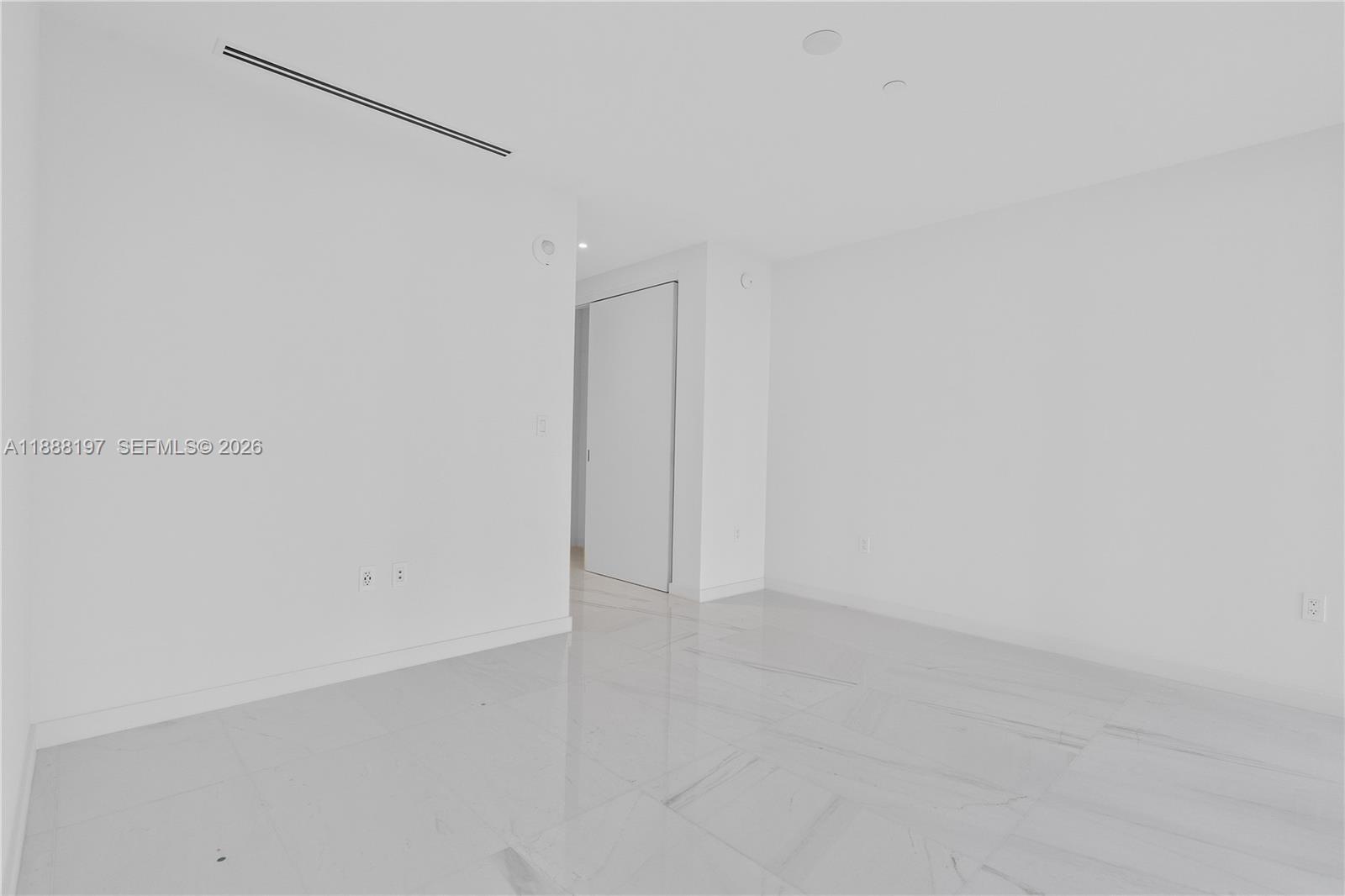 300 Biscayne Blvd Way