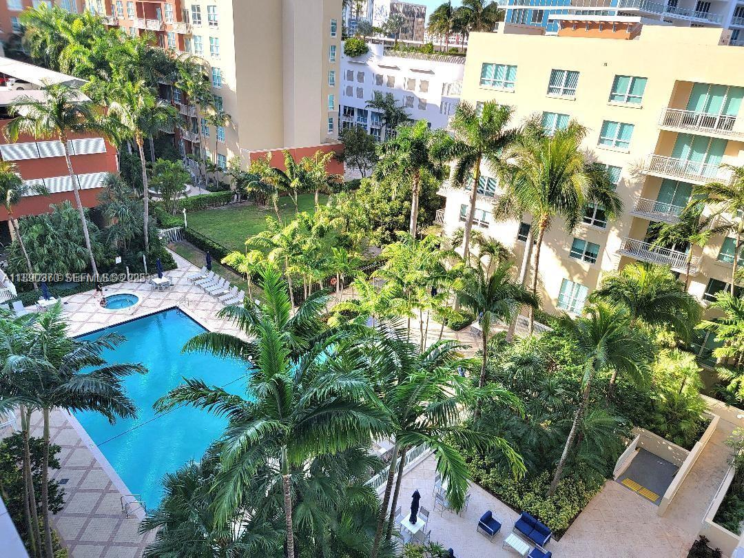 2000 N Bayshore Drive