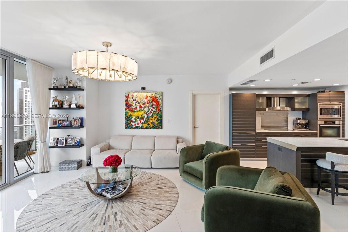 200 Biscayne Boulevard Way
