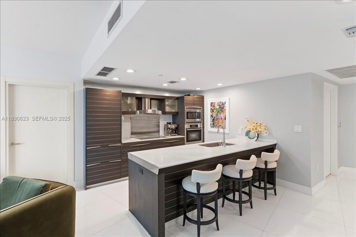 200 Biscayne Boulevard Way