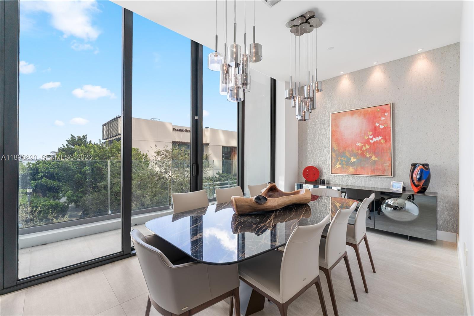 650 NE 32nd Street