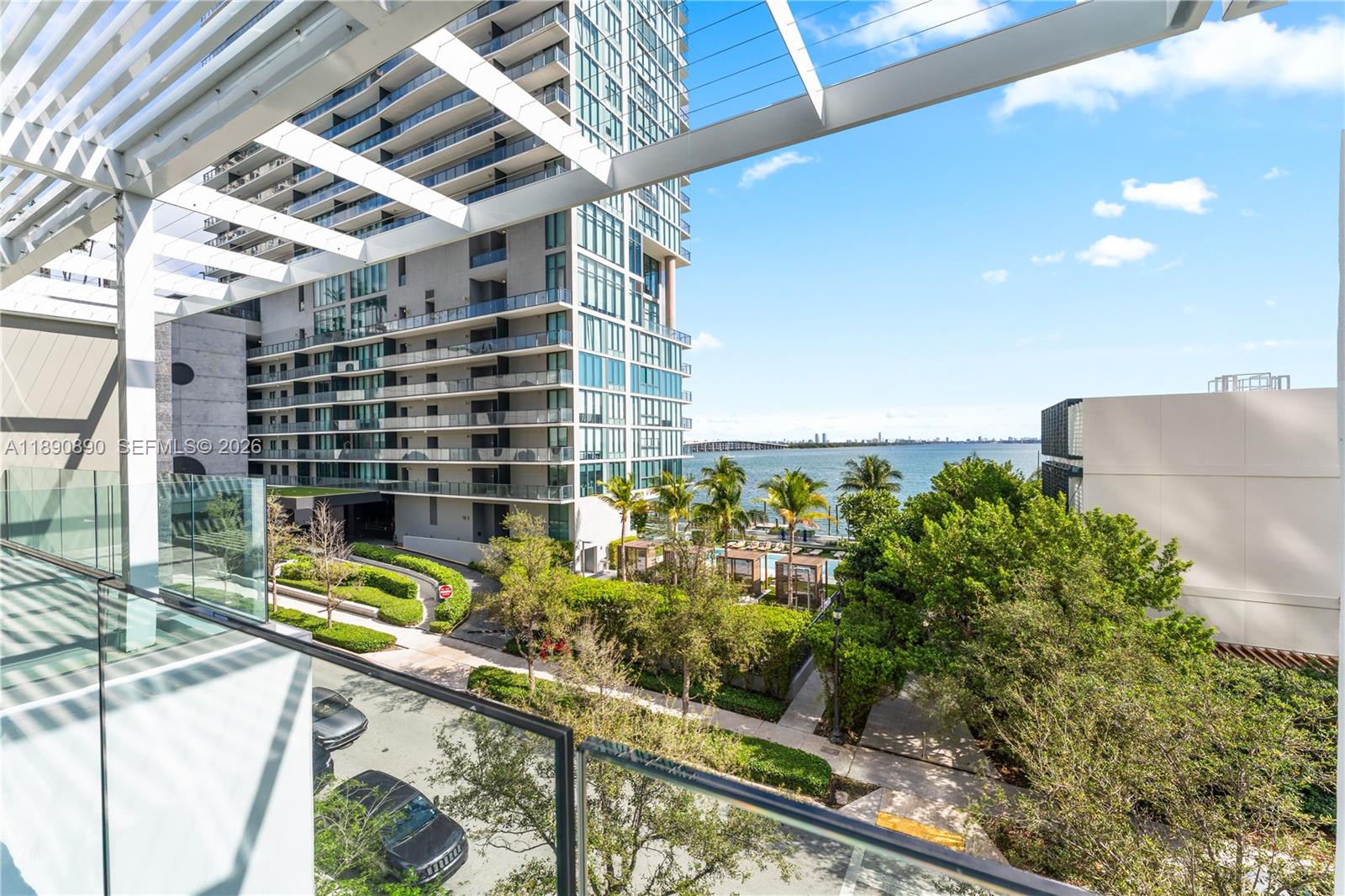 650 NE 32nd Street