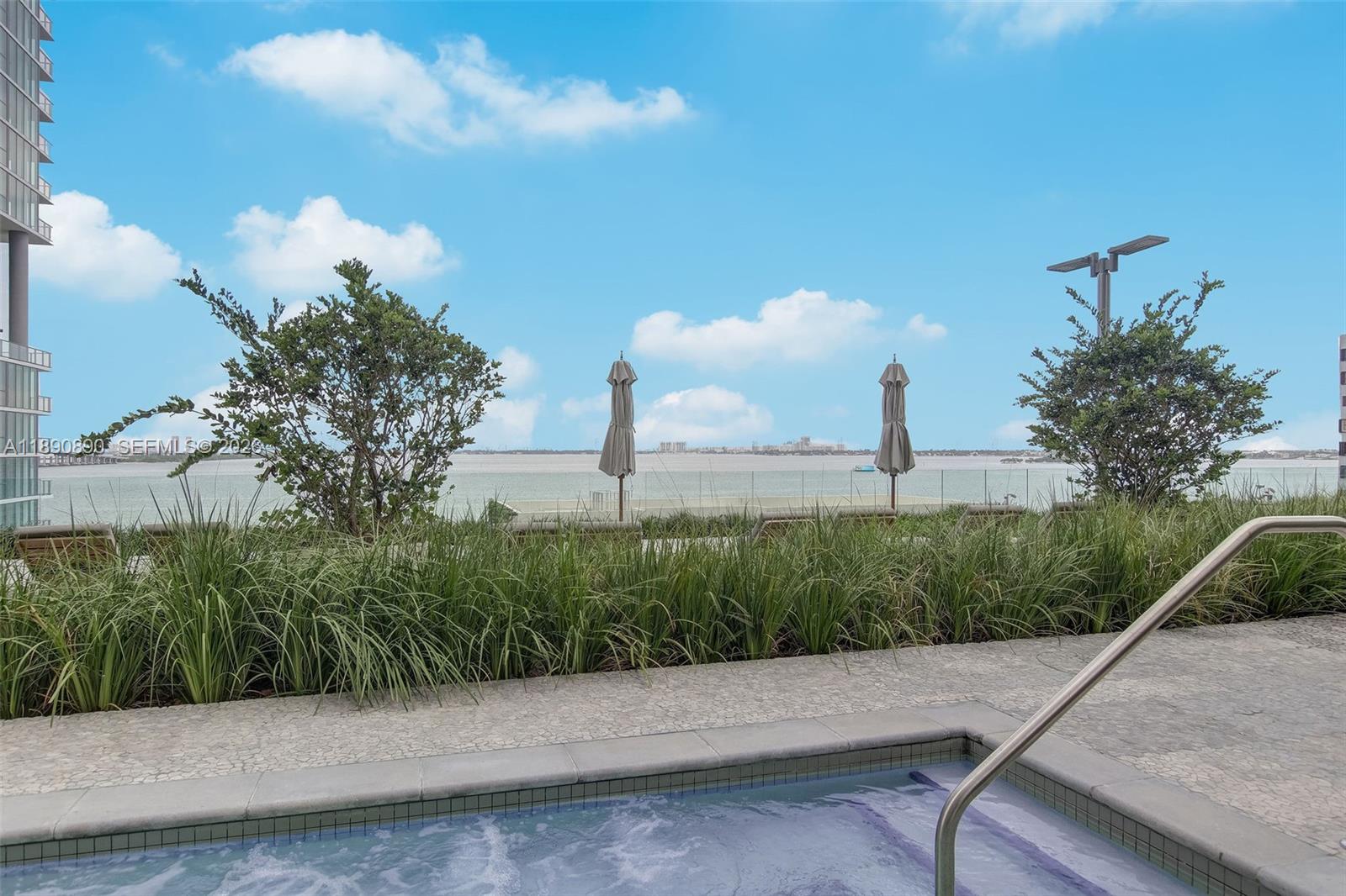 650 NE 32nd Street