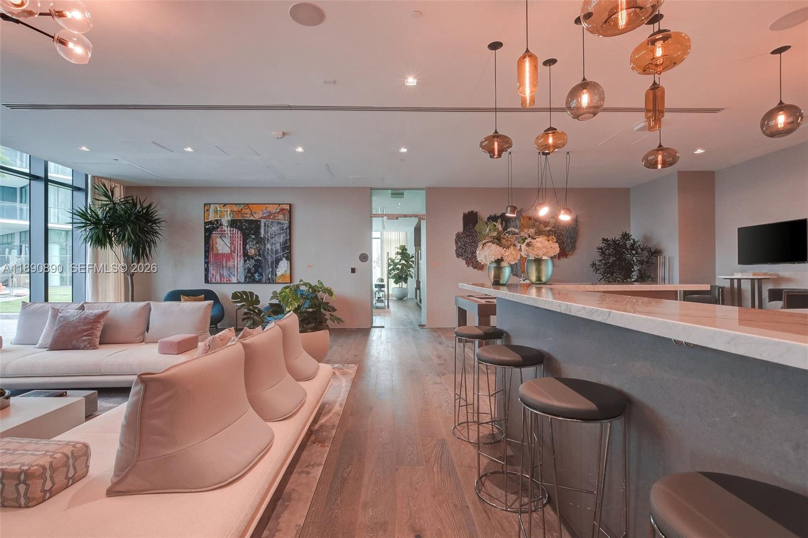 650 NE 32nd Street