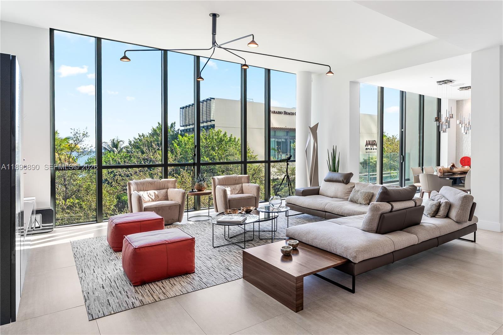 650 NE 32nd Street