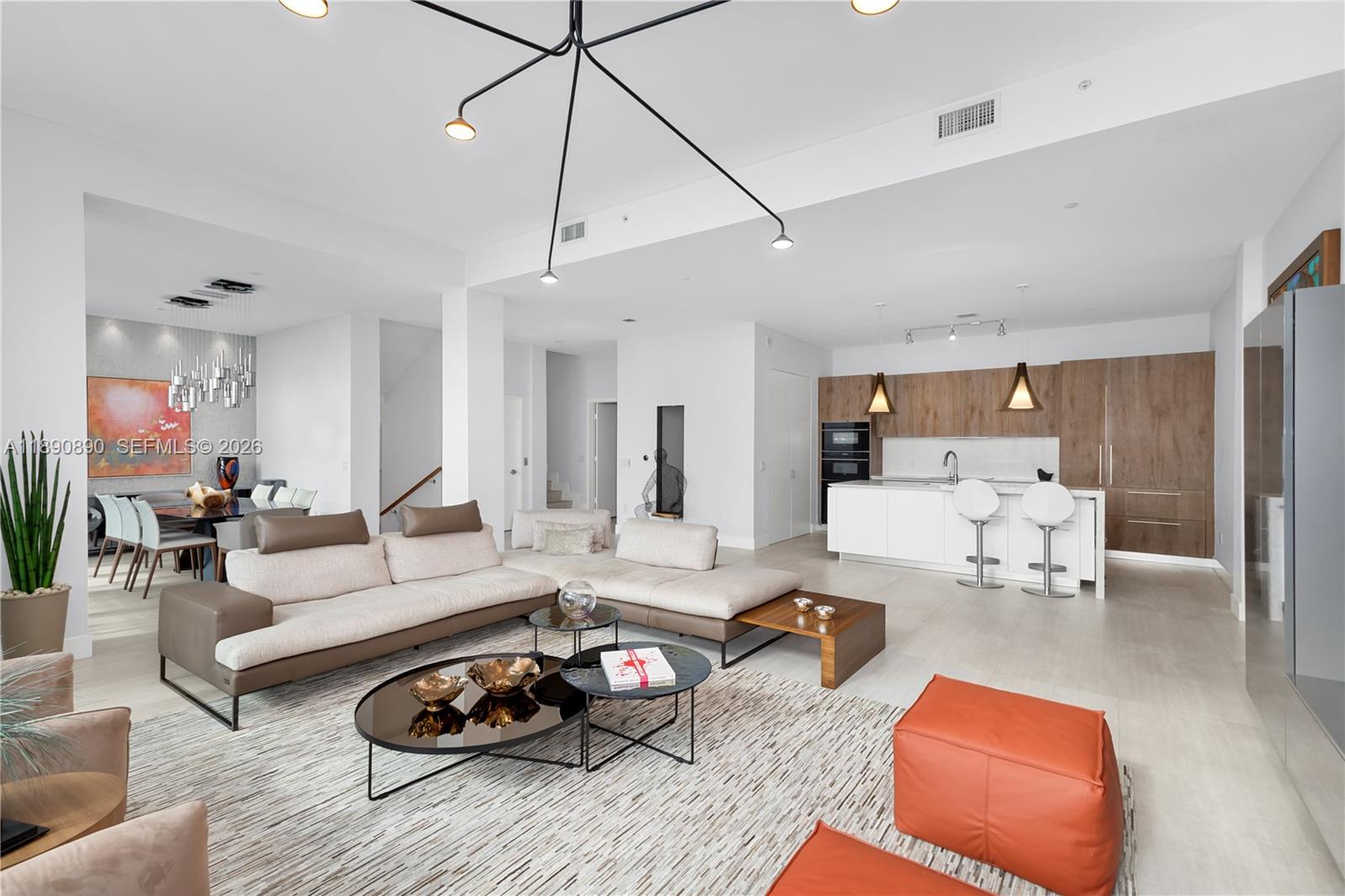 650 NE 32nd Street